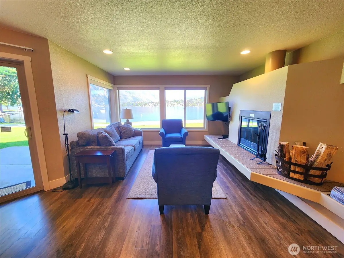 1 Beach 555-c, Manson, WA 98831 - #1