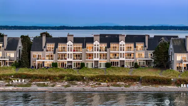 9499 Semiahmoo Parkway #B-8, Blaine, WA 98230