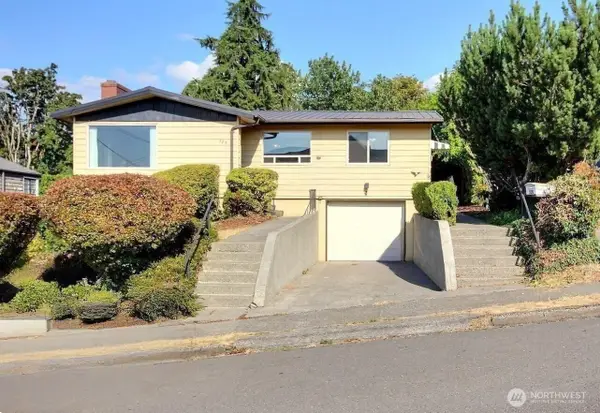326 Renton Avenue S, Renton, WA 98057