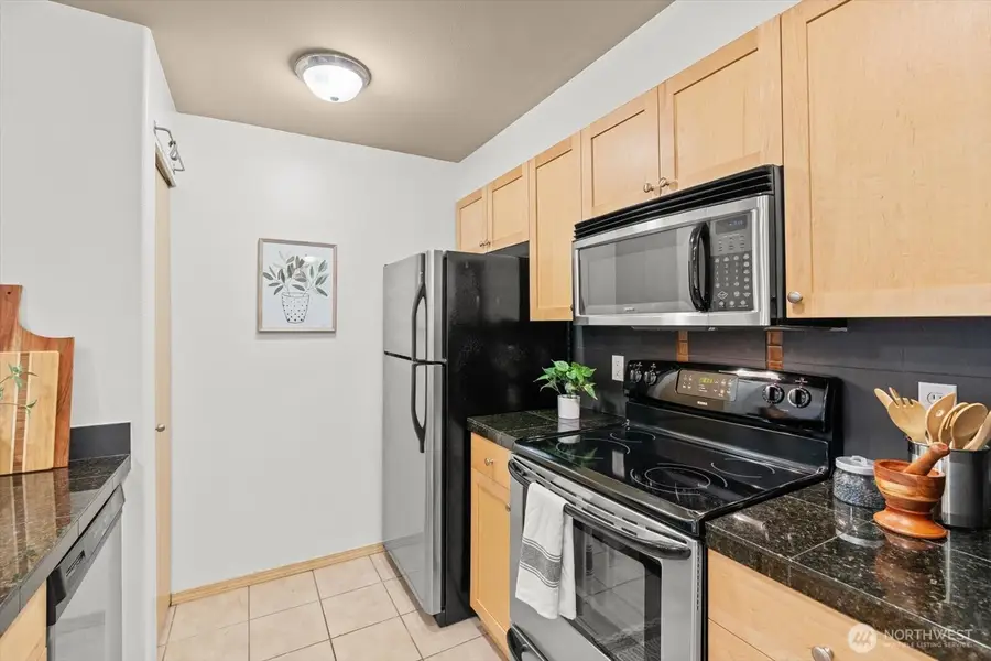 9057 Greenwood Avenue N #306, Seattle, WA 98103 - #3