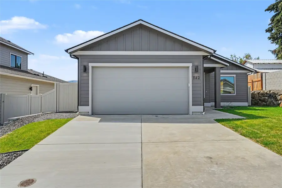 562 S Oasis Loop, East Wenatchee, WA 98802 - #2