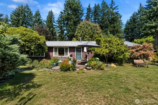 17642 Irwin Street Sw, Rochester, WA 98579