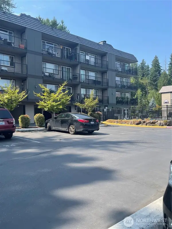 9515 NE 180th Street #C303, Bothell, WA 98011