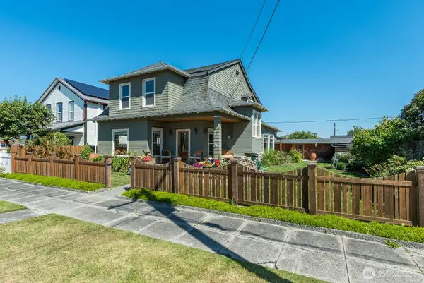 1118 4th Street, Anacortes, WA 98221