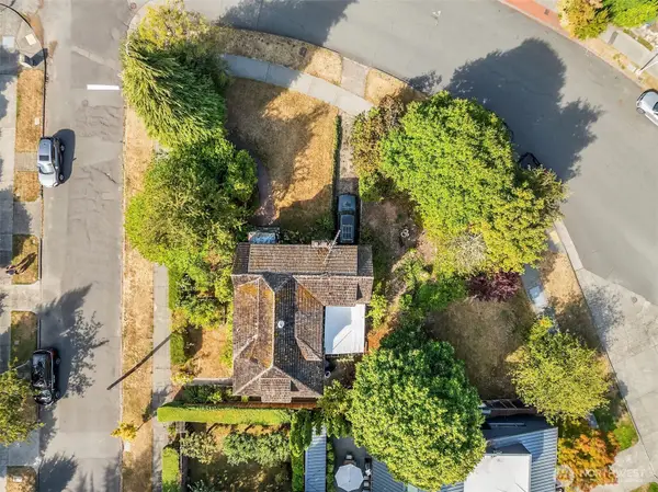 5003 NE 41st Street, Seattle, WA 98105