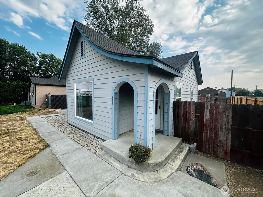 260 SW 6th Avenue Sw, Ephrata, WA 98837 - #2