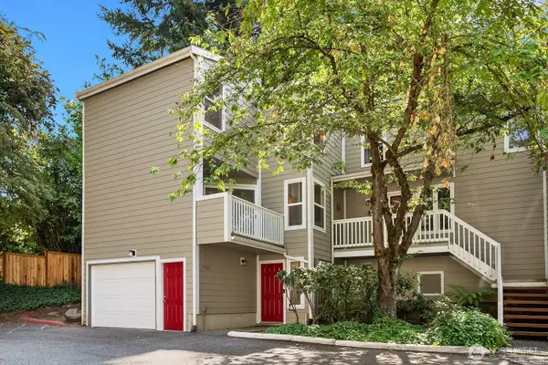 10129 NE 124th Place, Kirkland, WA 98034