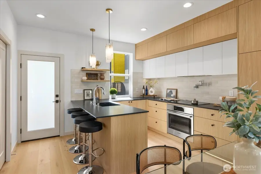 4416 Corliss Avenue N, Seattle, WA 98103 - #2
