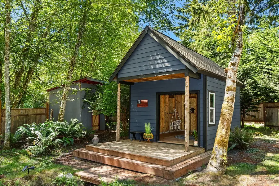 10399 NE Pine Way, Bainbridge Island, WA 98110 - #3