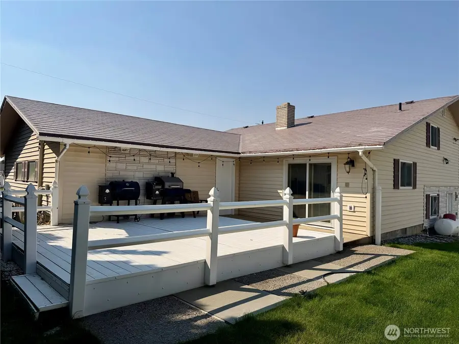615 SE Mitchum Street, Wilbur, WA 99185 - #2