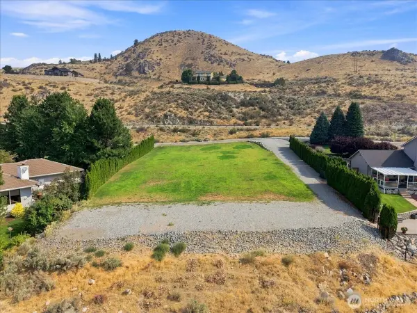 125 Highpoint Lane #13, Chelan, WA 98816
