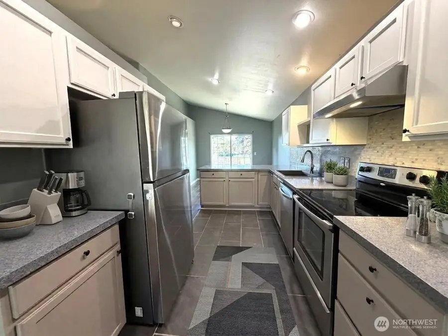 16340 Cascadian Avenue Se, Yelm, WA 98597 - #3