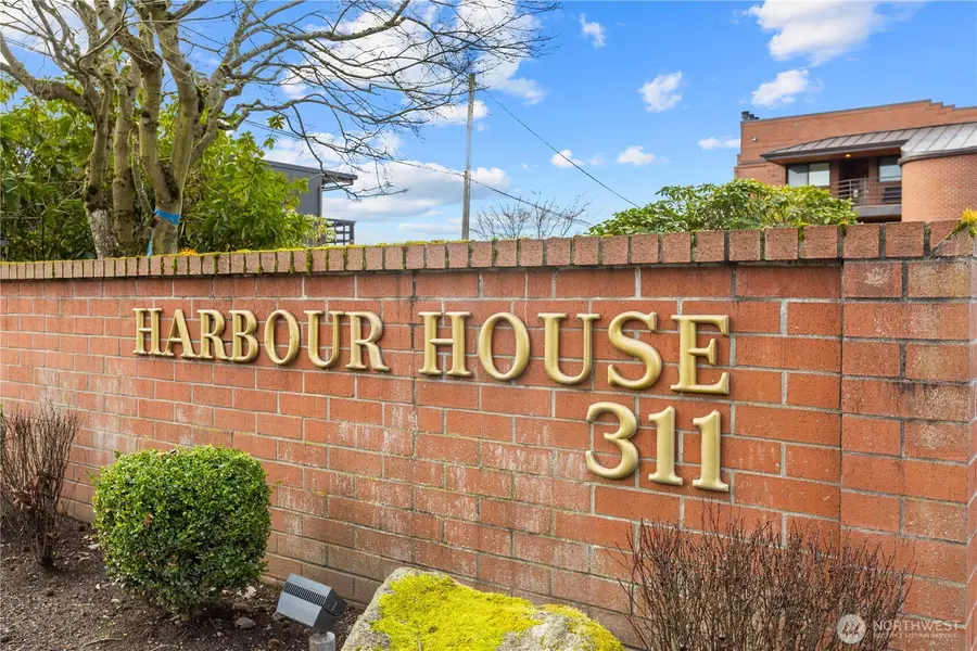 311 2nd Street S #101, Kirkland, WA 98033 - #3