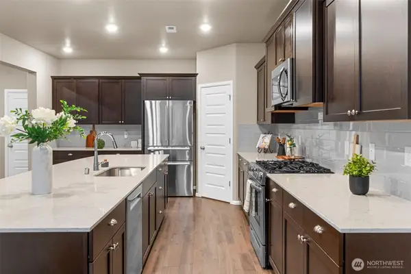 3853 80th Avenue Ne, Marysville, WA 98270