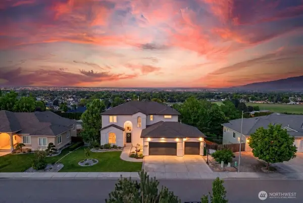 1614 W 51st Avenue, Kennewick, WA 99338