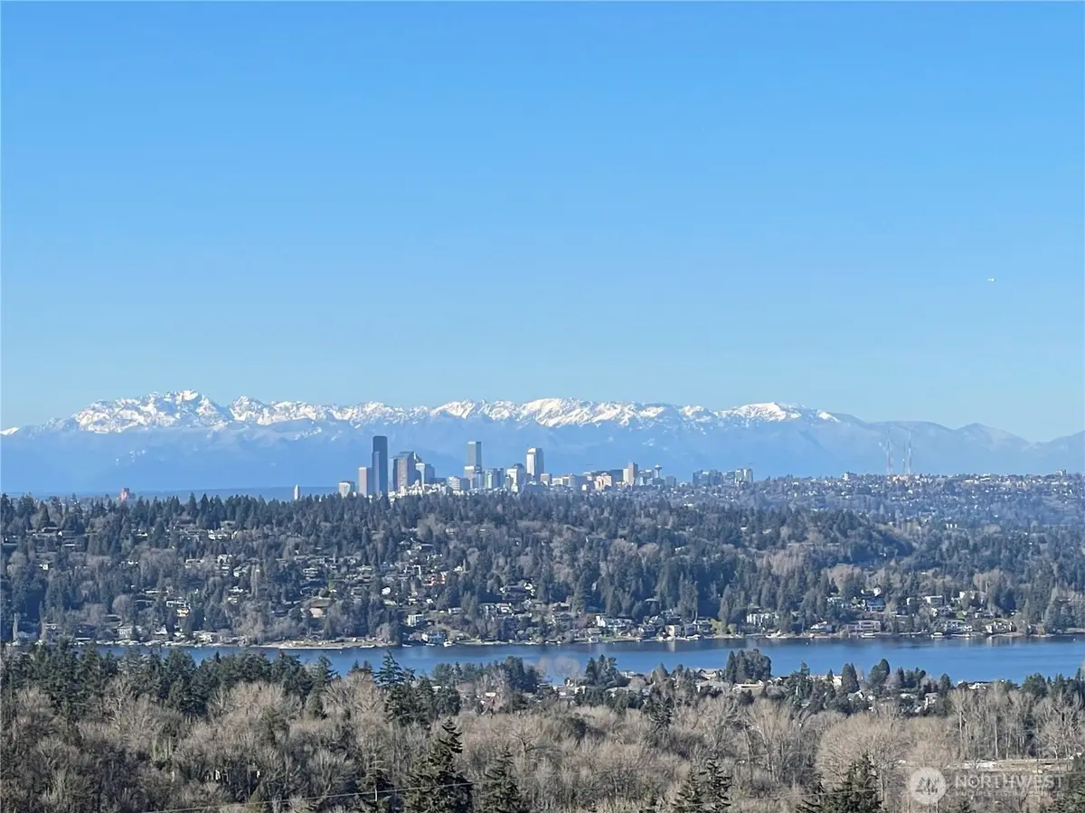 4736 134th Place Se, Bellevue, WA 98006 - #1