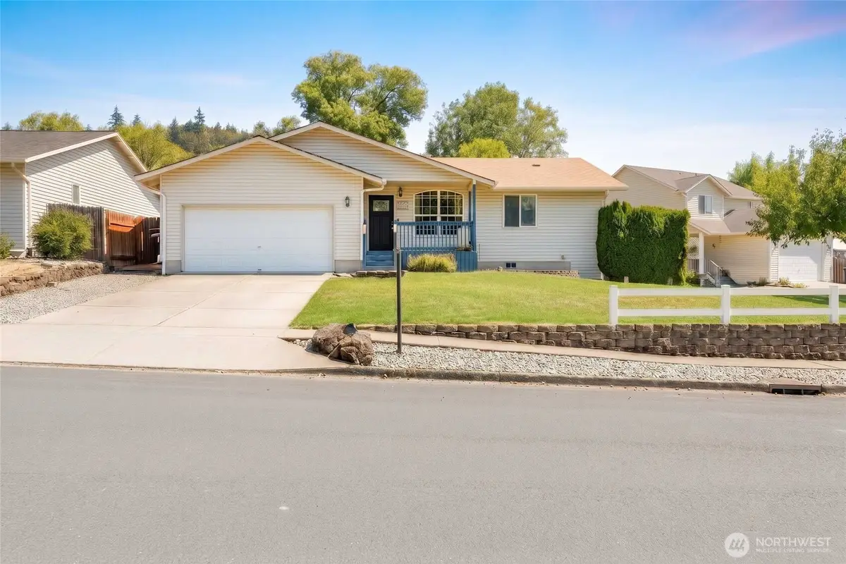 148 Greystone Road, Kalama, WA 98625 - #1