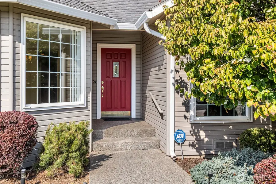 606 S 56th Avenue, Yakima, WA 98908 - #3