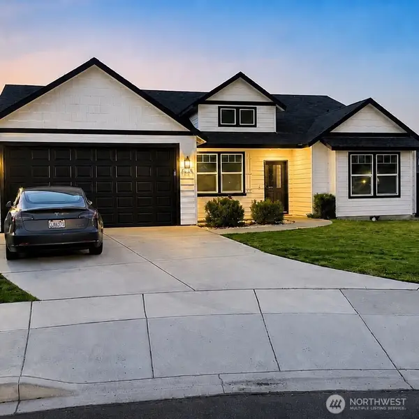 1324 E Polk Court, Moses Lake, WA 98837