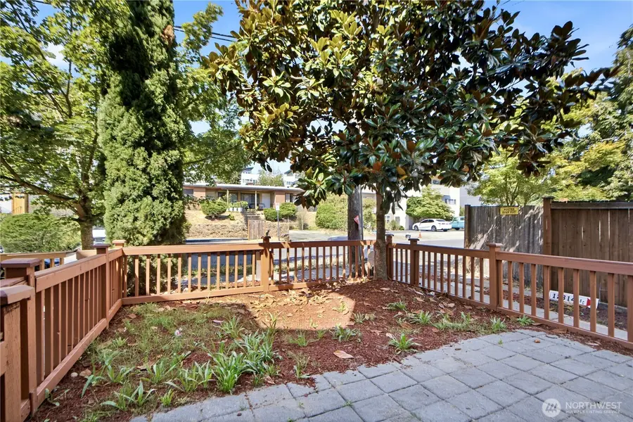 12316 33rd Avenue Ne #C, Seattle, WA 98125 - #3