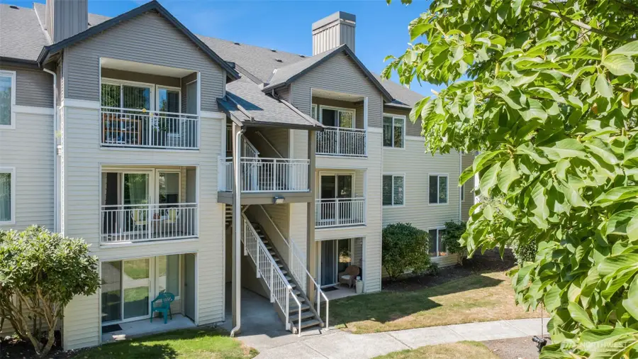 12423 Harbour Pointe Boulevard #V202, Mukilteo, WA 98275 - #3