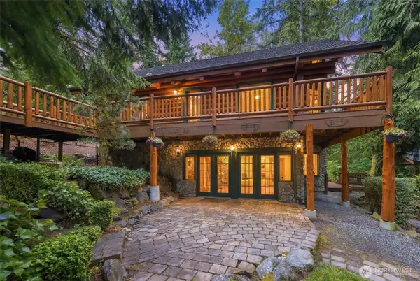 22005 SE 28th Street, Sammamish, WA 98075