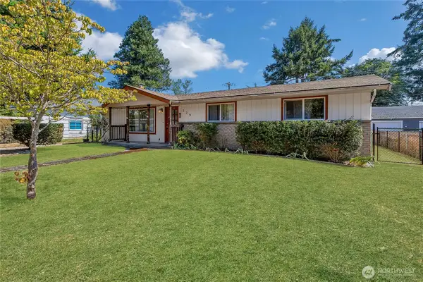 229 Mashell Avenue N, Eatonville, WA 98328