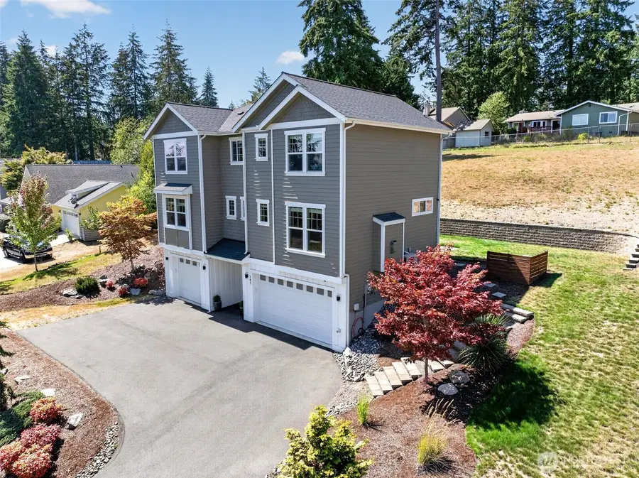 141 E Allynview Drive, Allyn, WA 98524 - #2