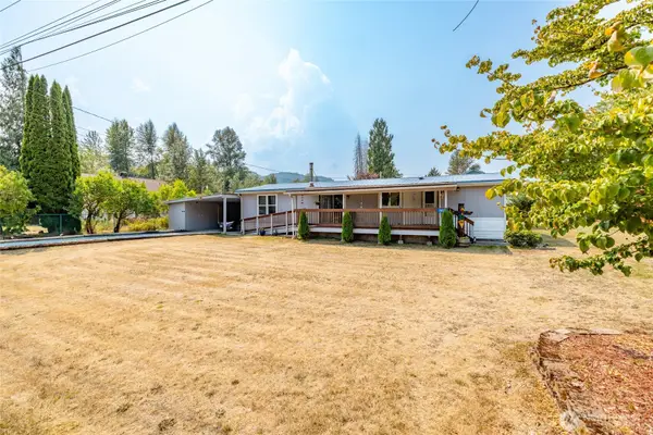 7470 2nd Street, Concrete, WA 98237