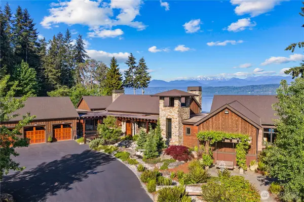165 NE Kinman Road, Poulsbo, WA 98370