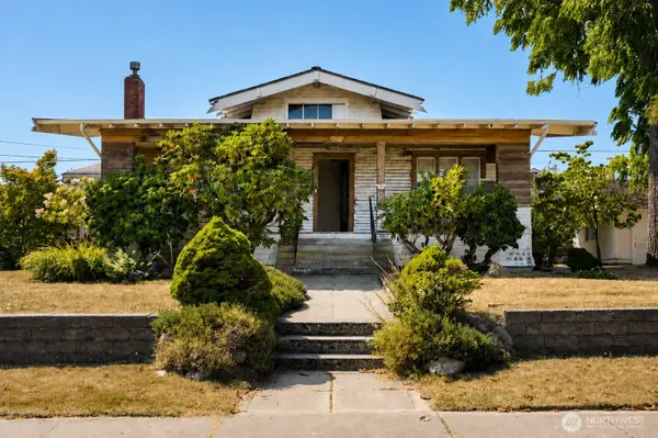 1811 9th, Anacortes, WA 98221