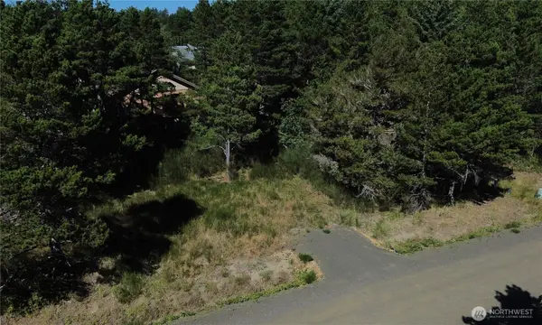 1240 Sunset Beach Lane #2, Westport, WA 98595