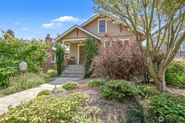 2833 NW 69th Street, Seattle, WA 98117