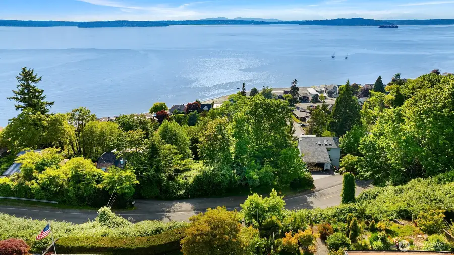 5211 SW Jacobsen Road, Seattle, WA 98136 - #2