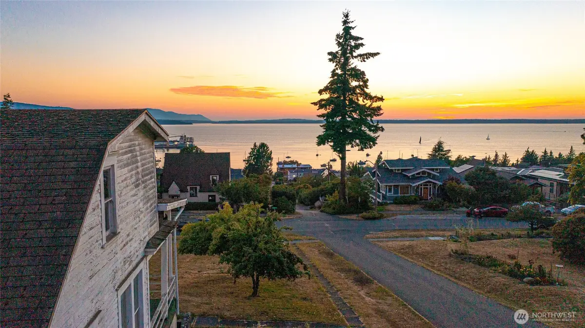 917 13th Street, Bellingham, WA 98225 - #1