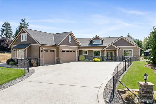 429 Cessna Court E, Eatonville, WA 98328