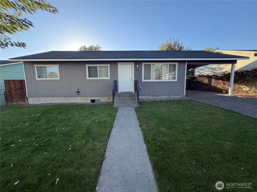 520 S Douglas Avenue, Pasco, WA 99301 - #2