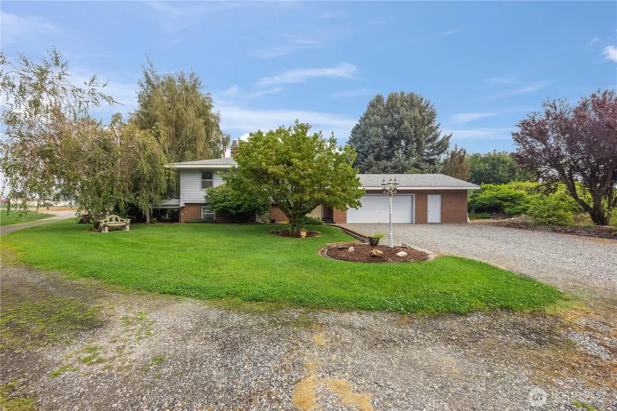 18 Cedar Avenue, Brewster, WA 98812 - #1