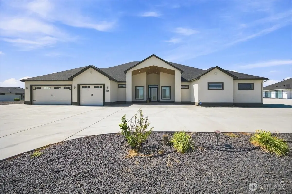 2075 Fraser Dr, Pasco, WA 99301 - #1