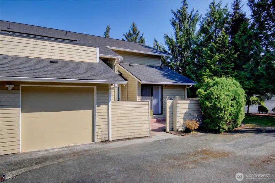 2630 Club Court #101, Mount Vernon, WA 98273 - #2