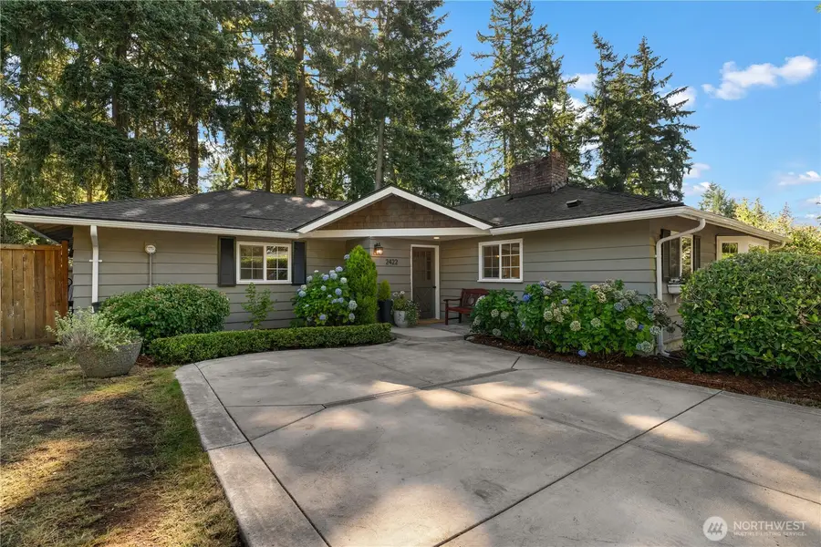 2422 126th Avenue Ne, Bellevue, WA 98005 - #2