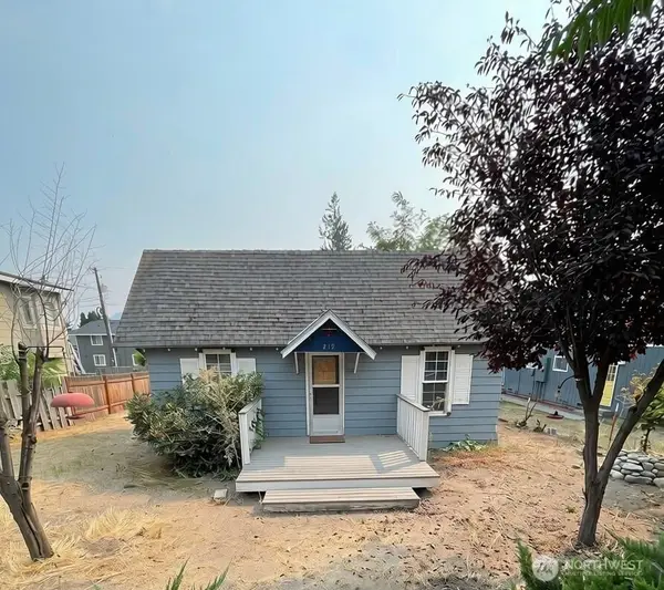 219 W Highland Avenue, Chelan, WA 98816