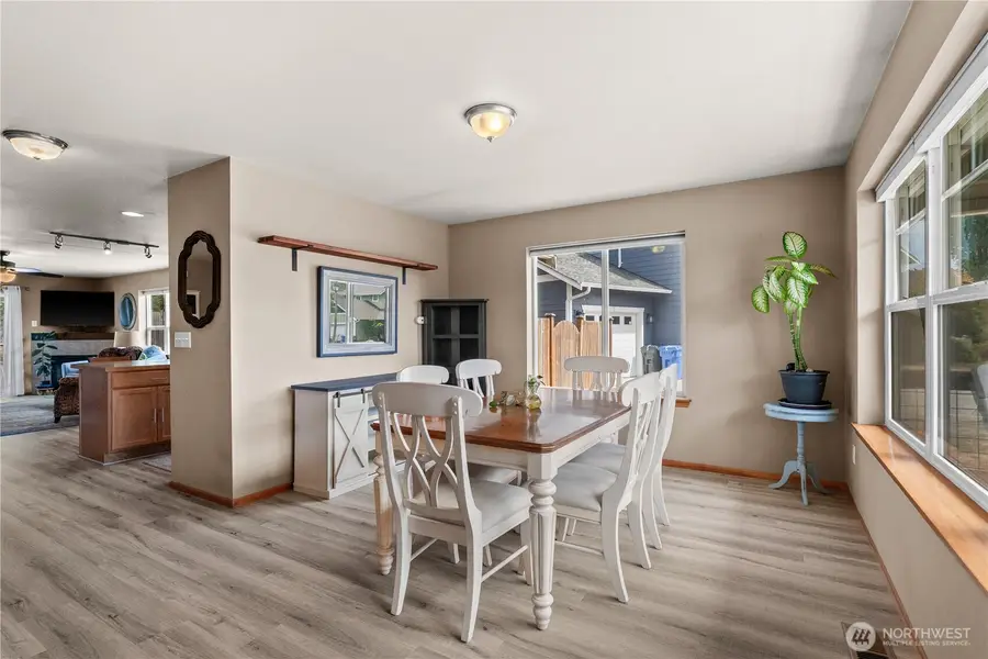 961 NW Longview Drive, Oak Harbor, WA 98277 - #3