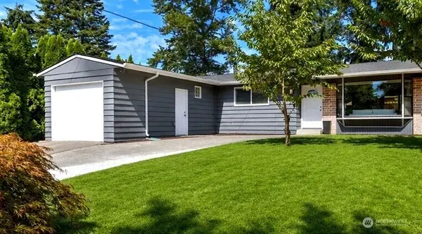 1411 211th Place Sw, Lynnwood, WA 98036