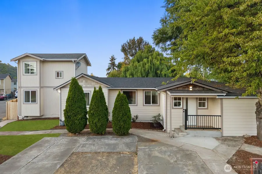 221 2nd Avenue N, Algona, WA 98001 - #3