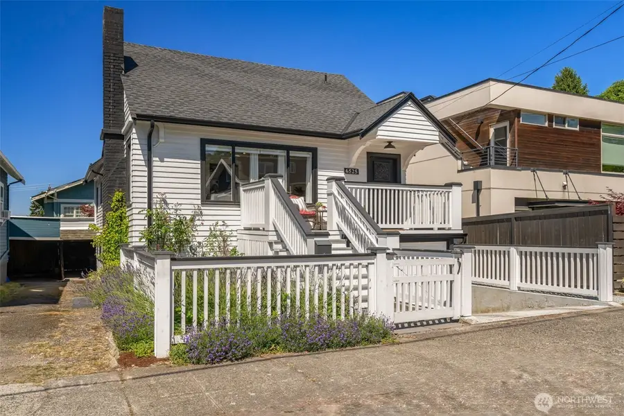 6525 3rd Avenue Nw, Seattle, WA 98117 - #3