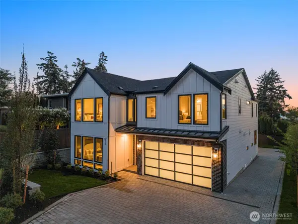 615 13th Avenue W, Kirkland, WA 98033