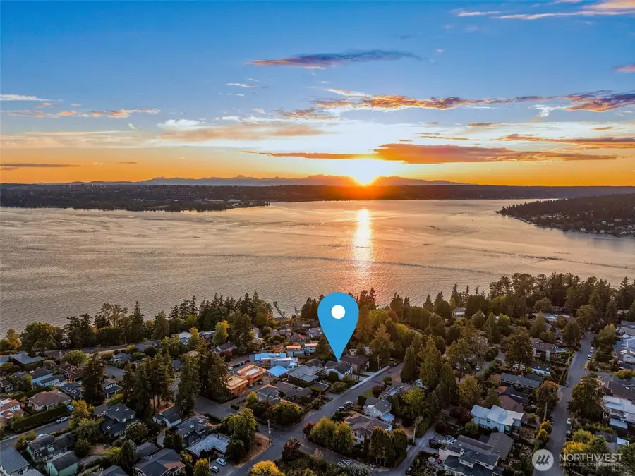 615 13th Avenue W, Kirkland, WA 98033 - #3