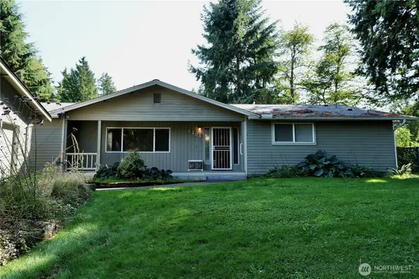 5204 53rd Street W, University Place, WA 98467