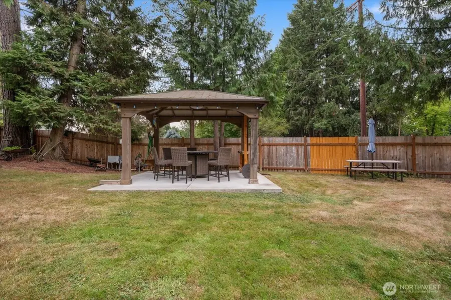 209 Emery Avenue N, South Prairie, WA 98385 - #3